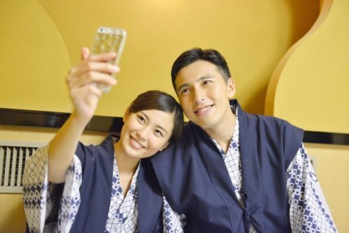 写真の少ない新郎でもプロフィールムービーを作れるコツ  結婚式 