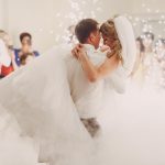 【プロ厳選】結婚式オープニングムービーおすすめ洋楽10選をご紹介
